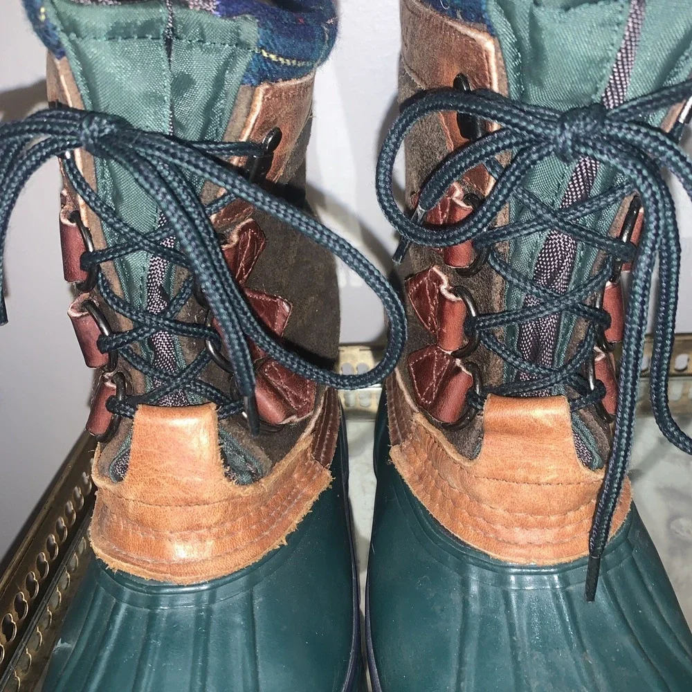 Eddie Bauer hello thank